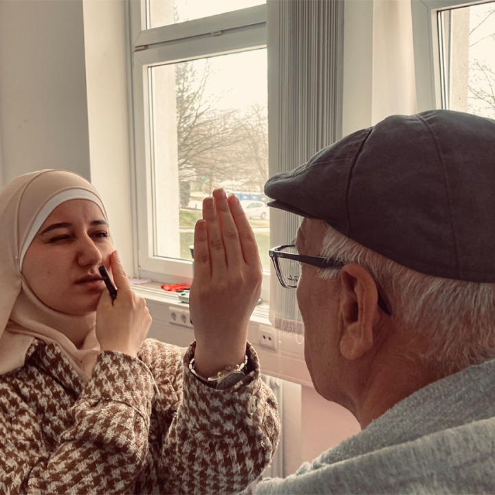 Ruba zentriert Brille