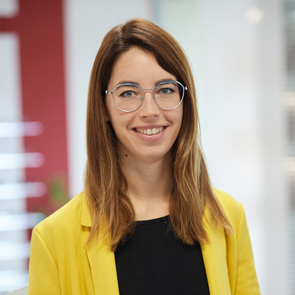 sabine-troester-augenoptikermeisterin_coe